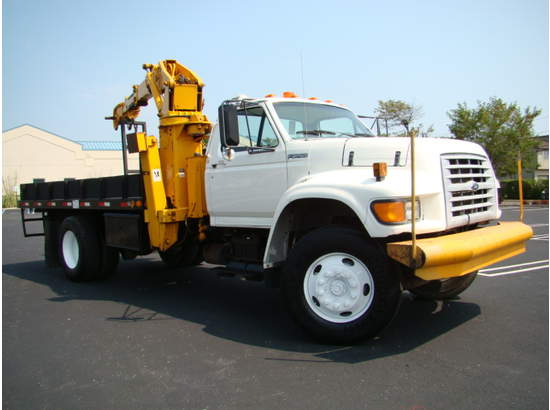  FORD F800