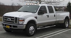  4 - Ford F-450 -    .