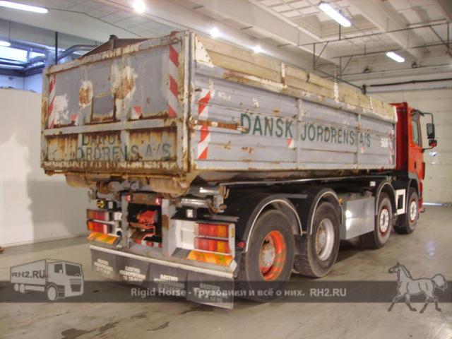 Европейские грузовики DAF FAD CF 85.480 m-hejs вид сзади 