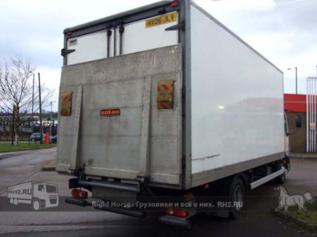 Европейские грузовики DAF LF45-150 GRP Boxvan вид сзади