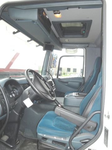 Европейские грузовики DAF CF 65.220 BDF интерьер кабины
