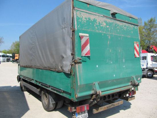 Европейские грузовики MAN L2000/L33 8.163 L вид сзади