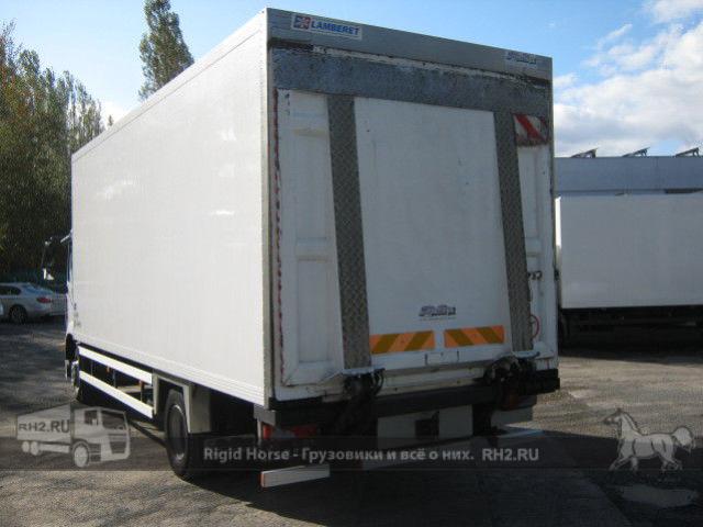 Европейские грузовики MAN TGM 15.280 вид сзади