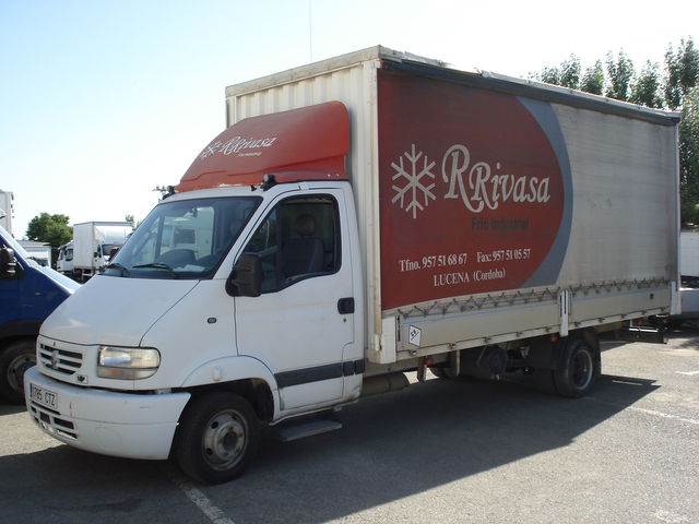 Европейские грузовики RENAULT MASCOTT 150.35