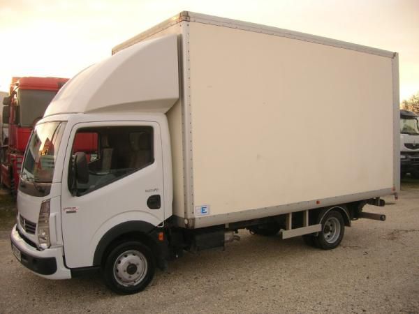 Европейские грузовики RENAULT Maxity 150 35 / 5 L2