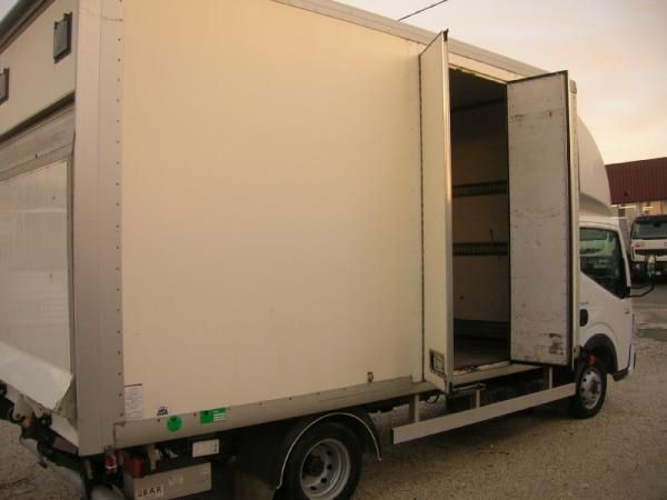 Европейские грузовики RENAULT Maxity 150 35 / 5 L2
