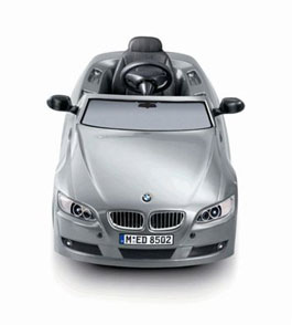 «Педальную» BMW можно купить за 8600 руб