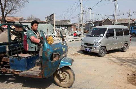 Китай GM SAIC сельские субсидии на новые грузовики