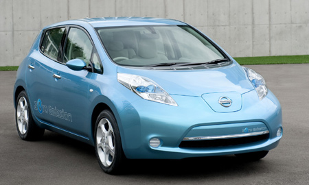 Nissan показал серийный электрокар
