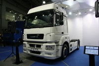 Daimler Trucks и КамАЗ ипредставили первый совместный грузовик