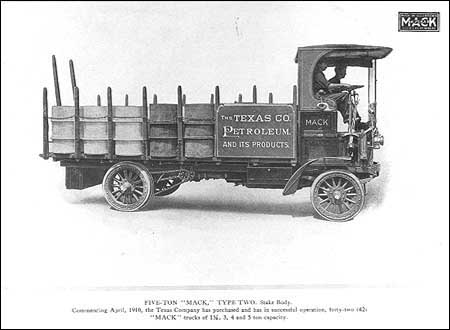 первый 5-тонный грузовик Mack  1905 - 1915 гг.